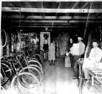 Bicycle Shop, Perry