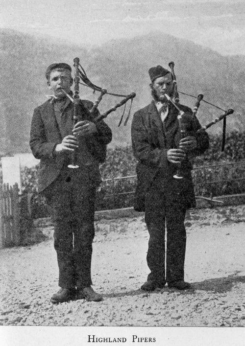 Highland Pipers