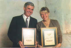 George Roger and Jill Mure  Presentation of award for Best Seafood Restaurant in Australia given by Remy Martin/Bulletin
