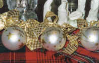 Souvenir Ornaments