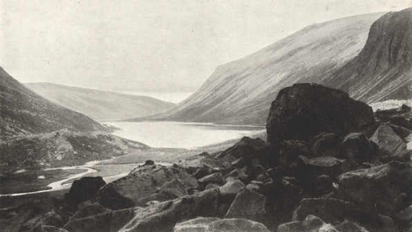 The Shetler Stone and Loch Avon
