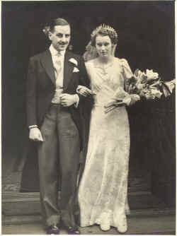 - The marriage of David William Alexander Mure to Diana Melicent Wathen at Mercer's Hall, London, February 1938