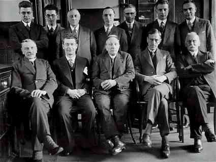 Picture taken about 1933. Front row in the middle: P.M. Verloove