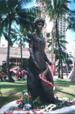 Princess Ka'iulani statue, Waikiki, artist Jan Fisher. Photograph by Mindi Reid