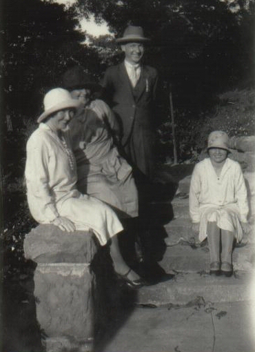 Veronica - friend of Phoebe  - Alice nee McLachlan  her husband  Fred Rixon -& Phoebe nee McLachlan