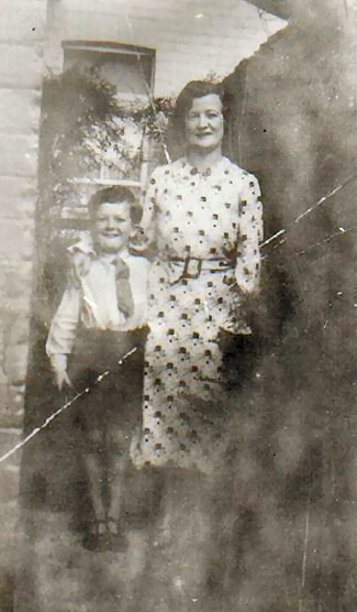 Jock McLachlan - dau Barbara nee McLachlan & gr son Bob Long