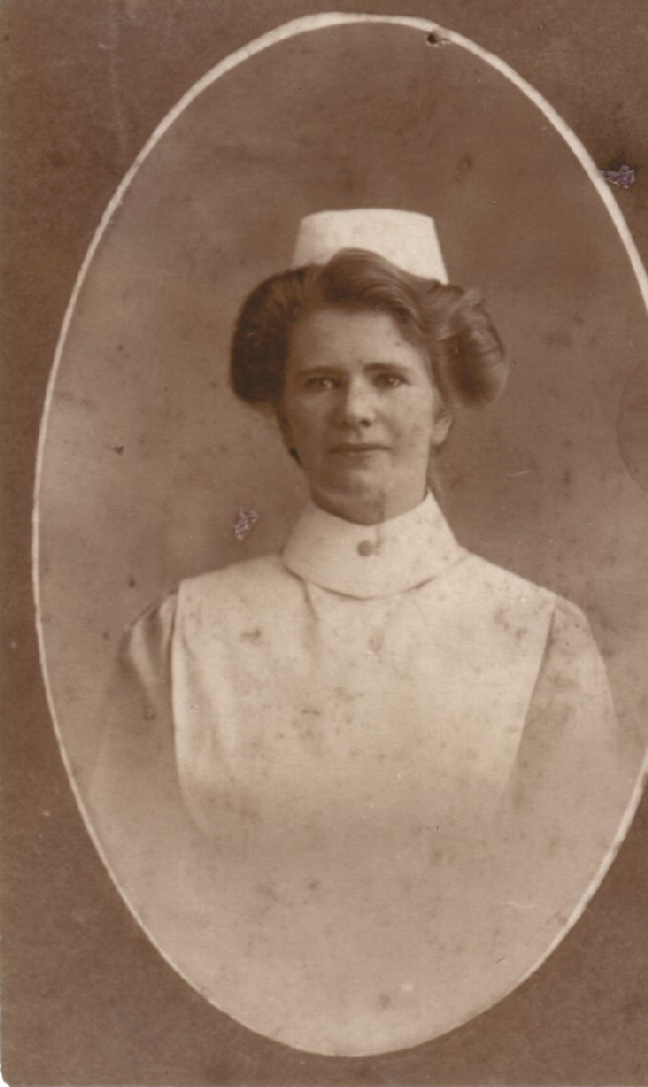 Jane Gant third daughter of Elizabeth McLachlan & Charles Gant - Jane, nurse WWOne, photo abt 1915