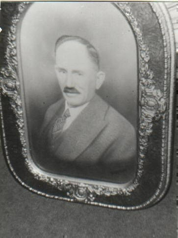 eld son of Martha McLachlan Buckley - John Angus mature years