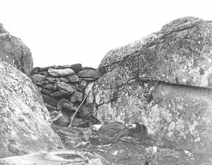 Dead Confederate sharpshooter in Devil's Den