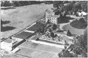Huntly Castle Estate