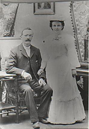Frilly -dilly dress - Alice McLachlan wed Fred Rixon in 1904 @ Hillgrove NSW