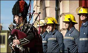 Piper and firefighters
